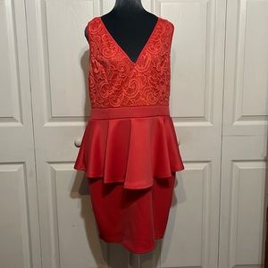 Women’s Sz 2 x beautiful dress from HAUTE FOX.  NWOT.  #96